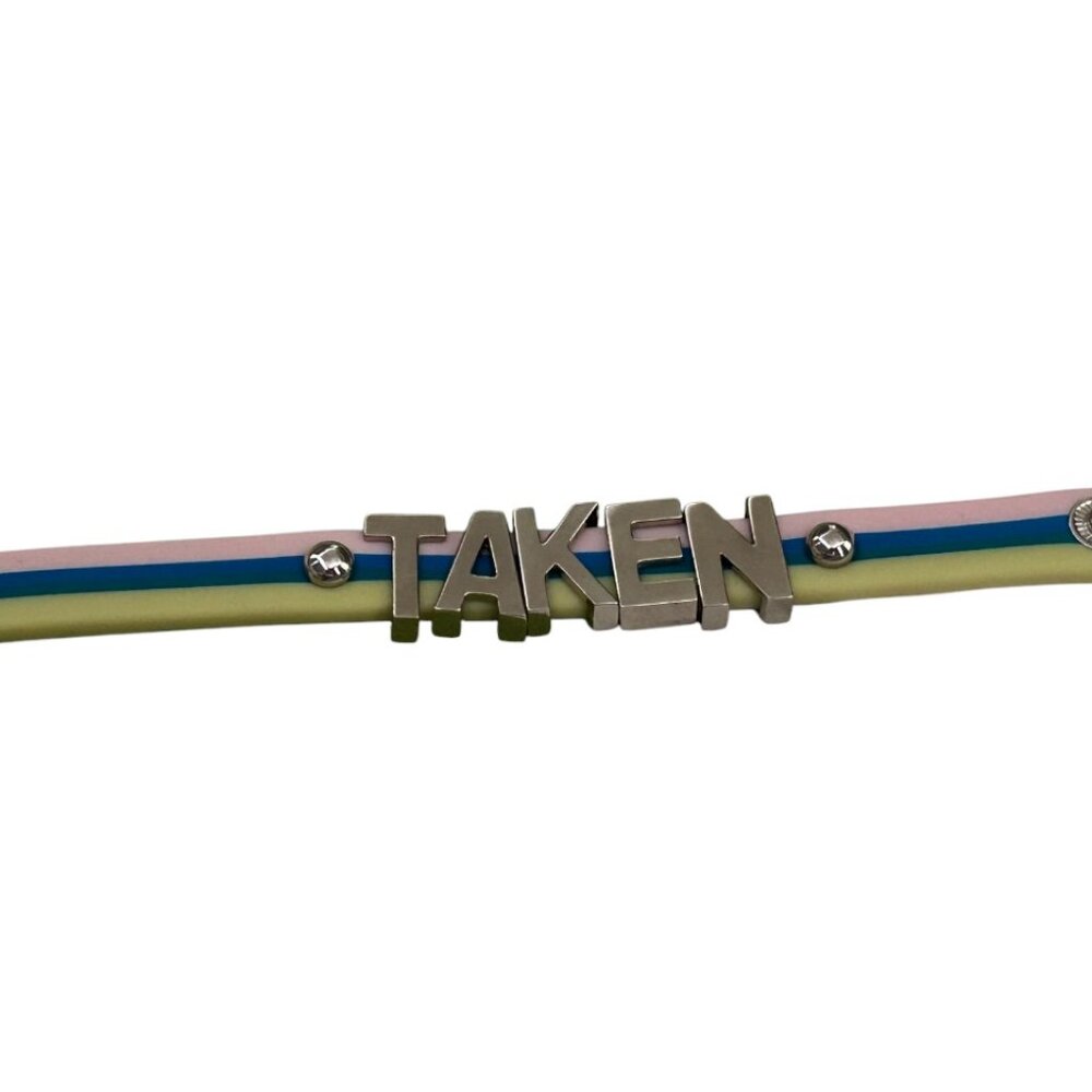 BCBG BCBGENERATION TAKEN PINK BLUE YELLOW SLIDE LETTER BRACELET NEW